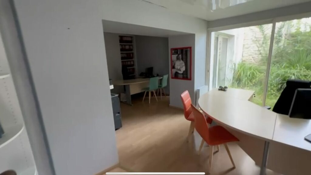 Local commercial / Bureaux centre ville Auray