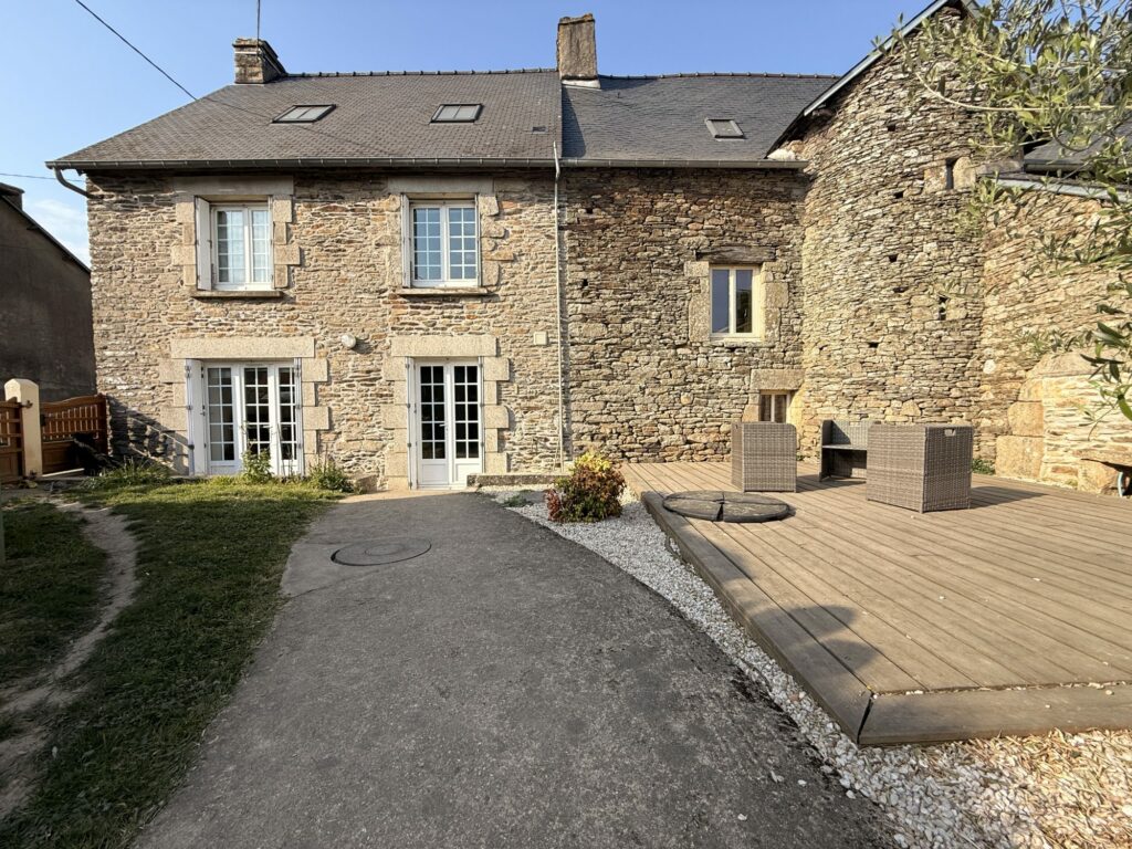 Charmante maison en pierre